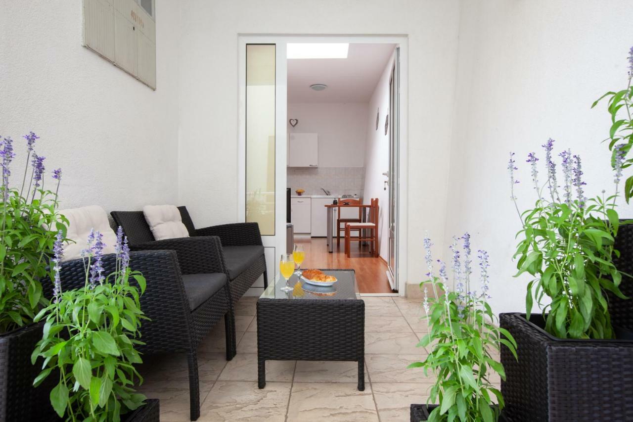 Apartments R Makarska Eksteriør bilde